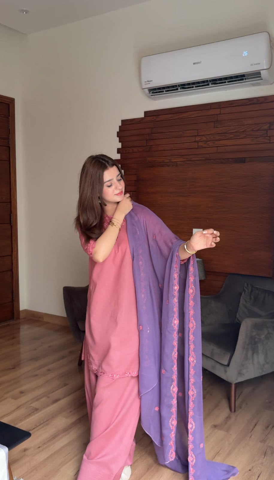 AIRA  3PC ( FARSHI SHALWAR )